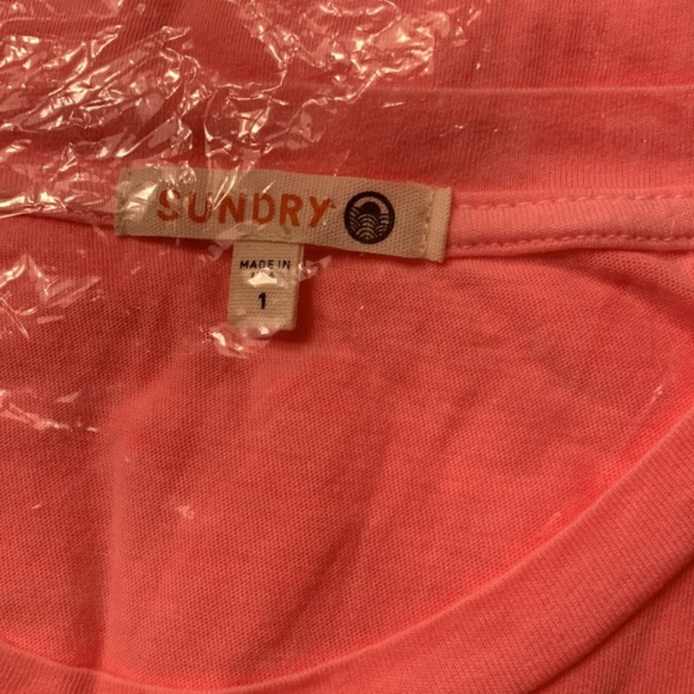 SUNDRY Size 1 Small 4-6 Pop Peach Pink Gradient Heart T-Shirt Cotton Modal NWT - Picture 4 of 4